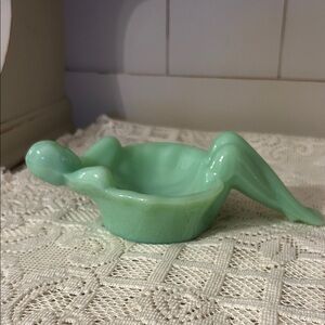 Mosser Glass Bathing Beauty Soap Dish Jadeite